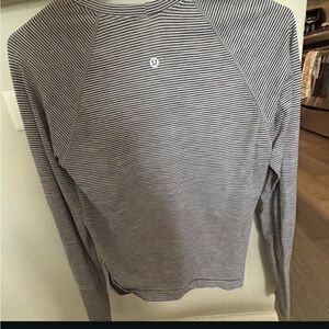 lululemon athletica Women’s Long Sleeve Striped Crew - Black & White